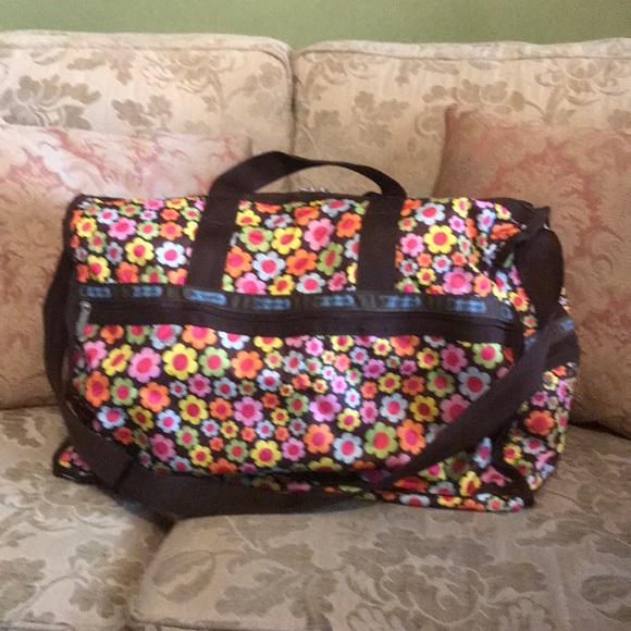 lesportsac duffle bag